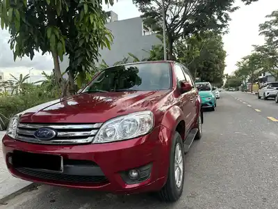 Ford Escape 2010 Автомат Красный 127 000 км