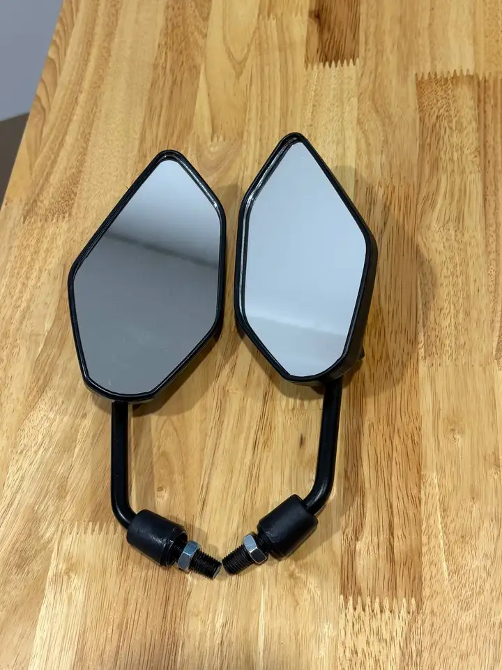 Зеркала на байк Yamaha Nuvo 4 (10 мм)