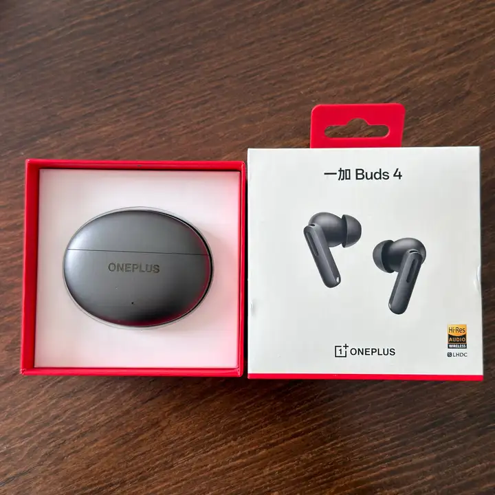 Наушники OnePlus Buds 4