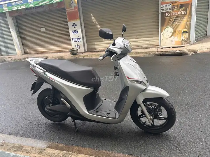 VinFast Feliz S 2024 Сребристый 70.000 км