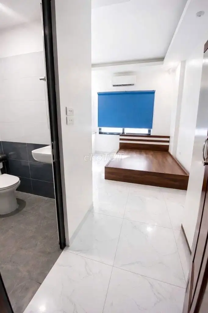 Дом с арендным бизнесом в Дык Дьен, Бак Ты Лием, 48м²х6эт, 8 студий, лифт