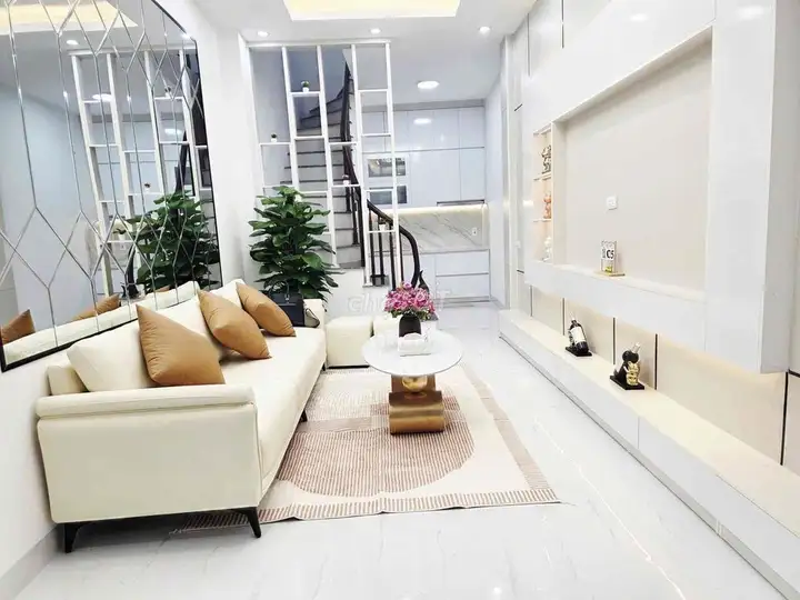 Новый дом Trung Phụng, Dong Da, 33м², 4 этажа, 3 спальни, 3 ванные