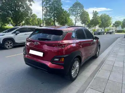 Hyundai Kona 2019 Автомат 75000 км Красный