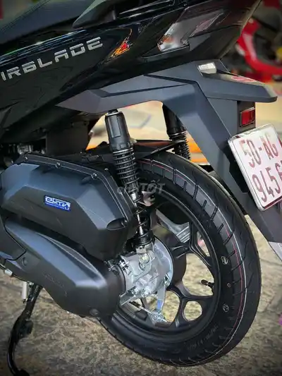Honda Air Blade 125 2026 как новый, пробег 300 км, 9 владельцев