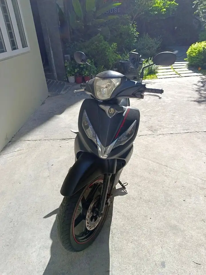 SYM Shark 125