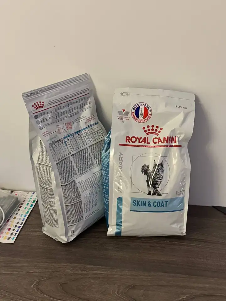 Корм Royal Canin S/O Index и наполнитель для кота