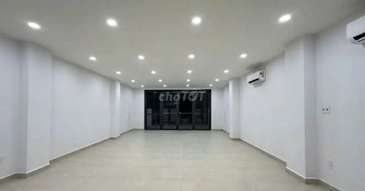 Аренда дома, 30A Duong So 2, Cu Xa Lu Gia, P.15, Q.11