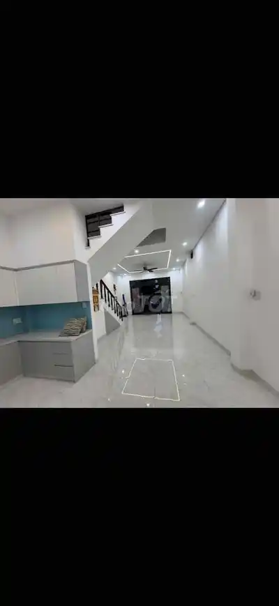 Новый 2-этажный дом с 3 спальнями в районе Май Ан рядом с мостом Чан Тхи Ли