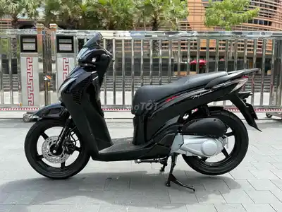 Основной владелец Honda SH150, черный BSTP