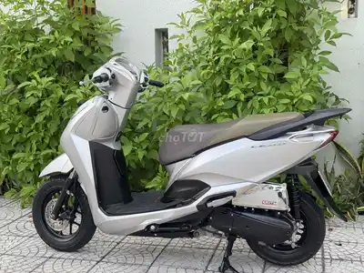 Honda Lead 2 клапана 2019 серебристый скутер