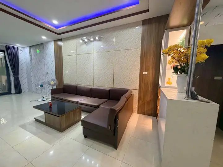 Дом 270м², 3 спальни, терраса, 10 мин до моря