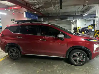 Mitsubishi Xpander Premium 2023 Красный 110.000 км