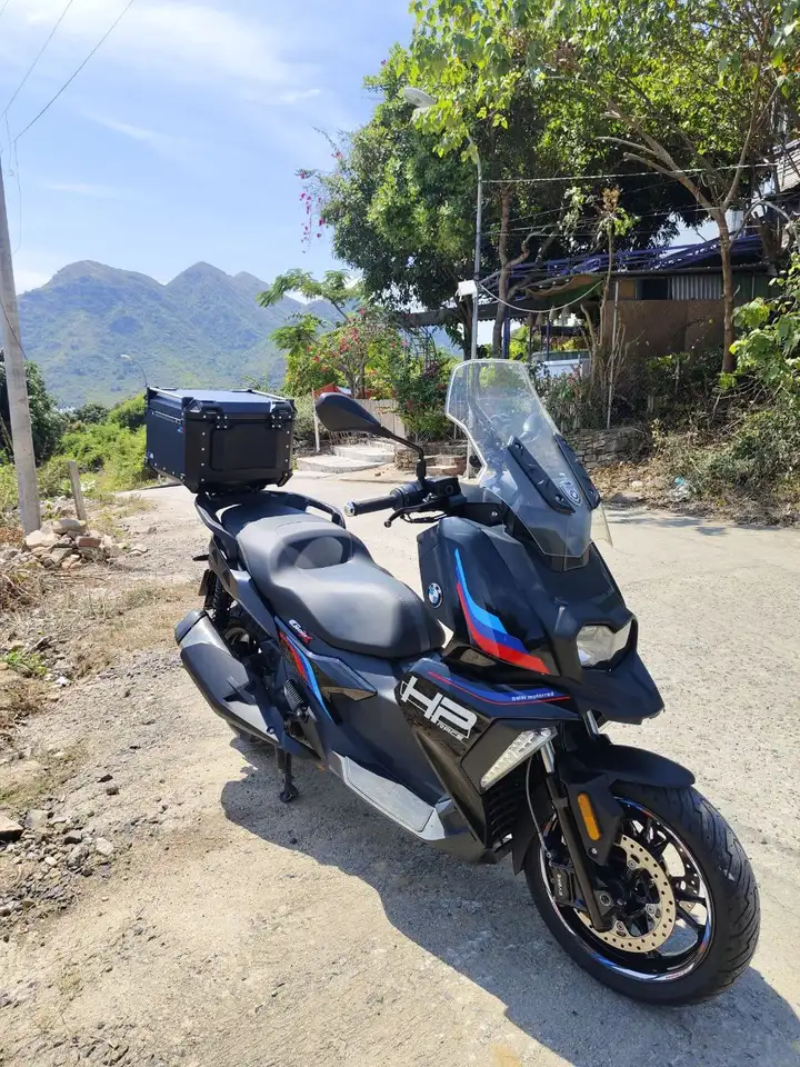 BMW C400X LP Race