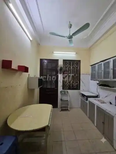 Аренда дома 35м x 3 этажа в переулке 319 Там Чинь, Хоанг Май