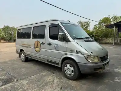 Mercedes 313 2010 дизель серебристый 6 мест