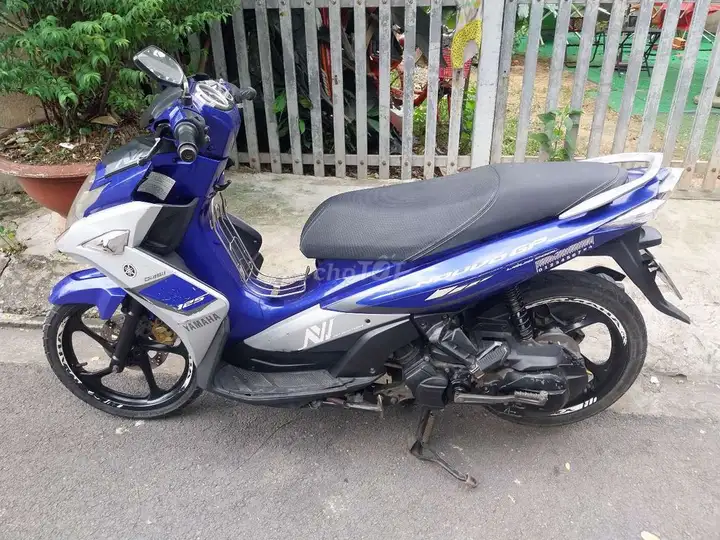 Yamaha Nouvo 6, серебристо-голубой