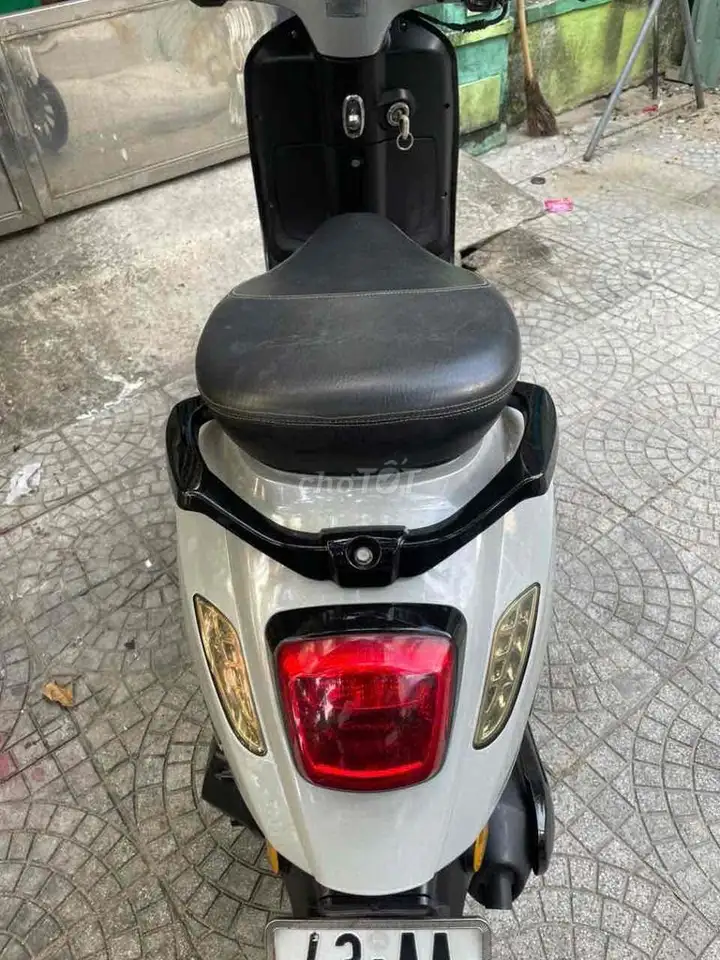 Piaggio Vespa 50cc Серый