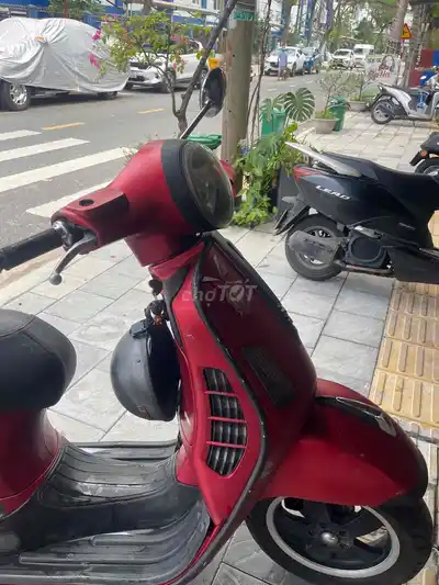 Piaggio Vespa GTS 3Vie красный, цена 5гр
