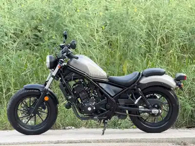 Honda Rebel 300 2021 5.000 км Серебристый
