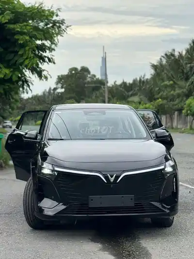 VinFast VF 8 All New быстрая выдача за 30 минут