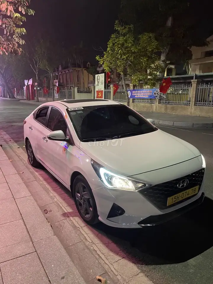 Hyundai Accent 2022 Белый, пробег 50 тыс. км