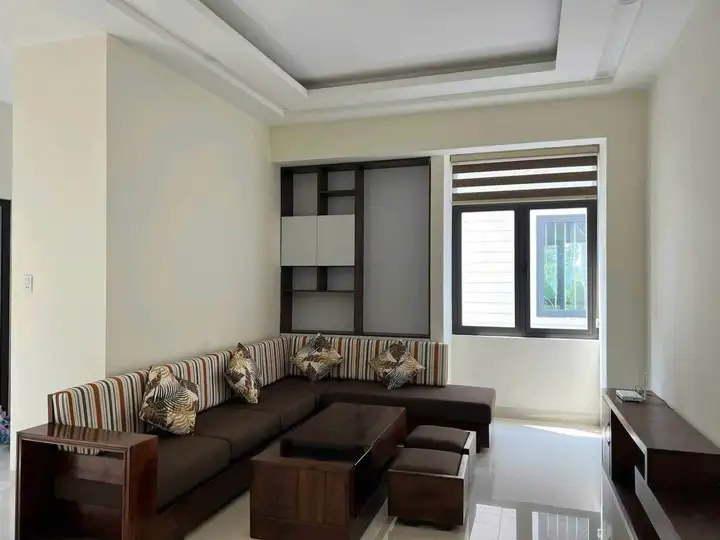 Дом 2 этажа, 5 спален, 270 м², Nam Viet A