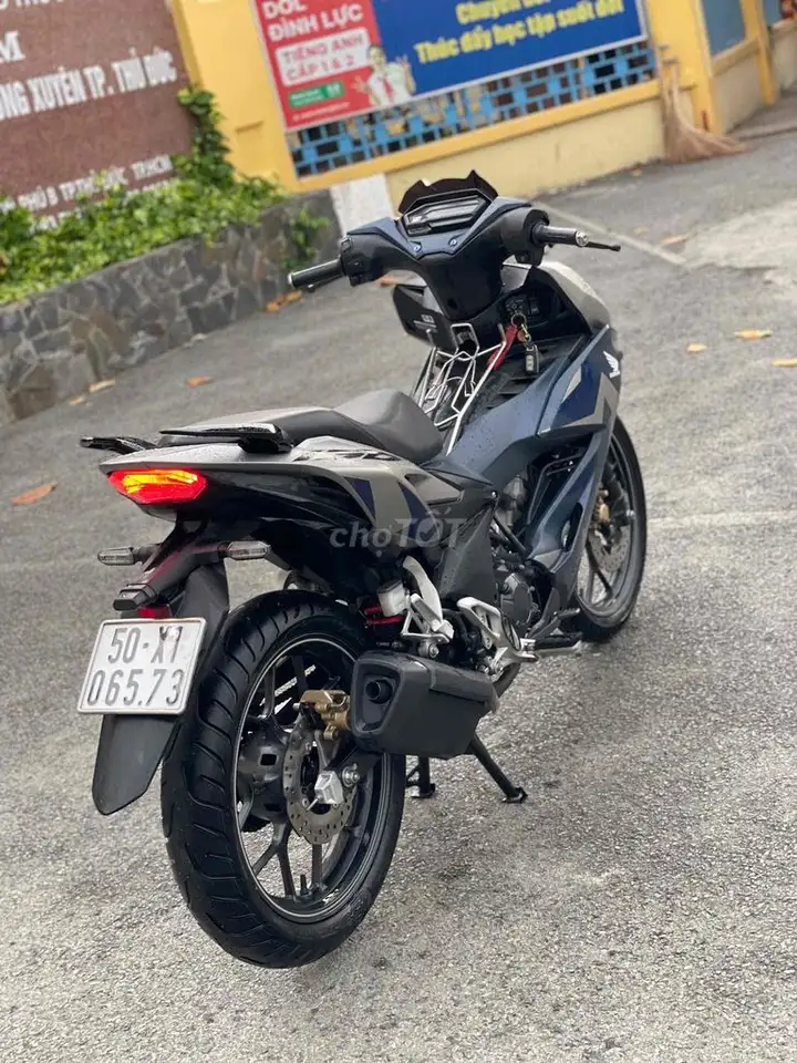 Honda Winner V2 2020, цвет серый-зеленый