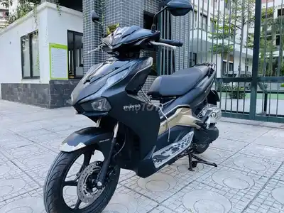 Скутер Honda Airblade Black Edition, черный, 2024