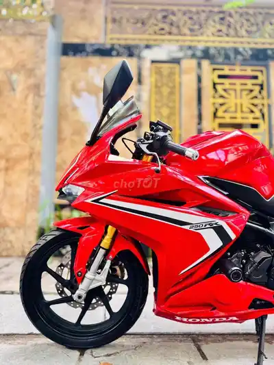Honda CBR250RR 2021 Красный красивый оригинальный новый автомобиль для серфинга
