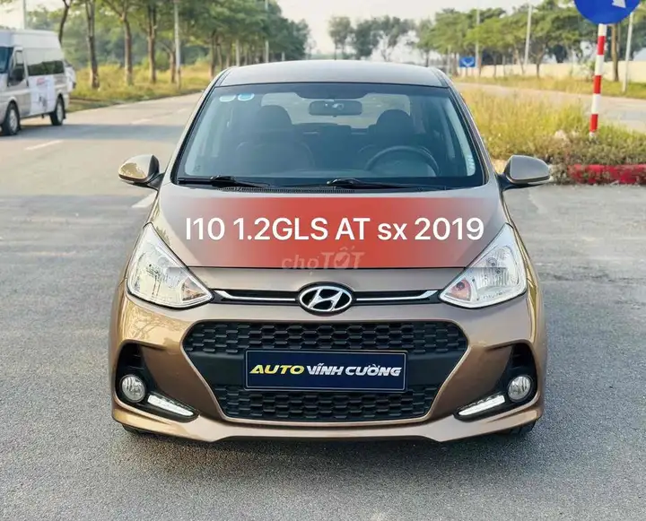 Hyundai i10 2019 1.2 GLS AT, коричневый