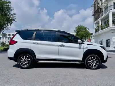 Suzuki XL7 1.5AT 2023, пробег более 70 тыс. км, полностью оригинал