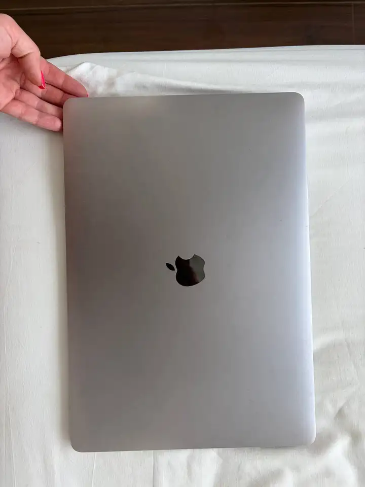Apple MacBook Pro 15”