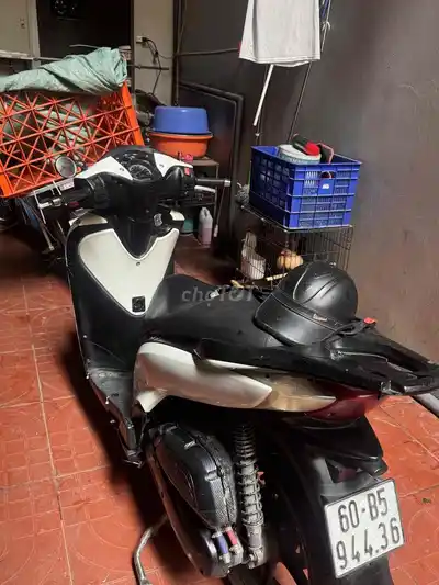 Honda SH125 2013, бело-чёрный