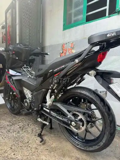 Supra GTR 150 V2 2021, черный, спортивный, расстояние до 9 000 км