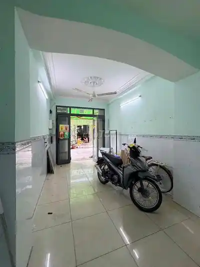 Дом с фасадом, 3 этажа, 4 сп., 5 сан., Нго Тхой Нхием, под жилье и бизнес