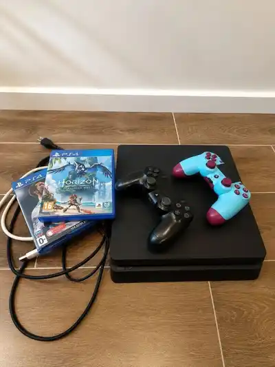 Sony PlayStation 4 Slim 1 TB