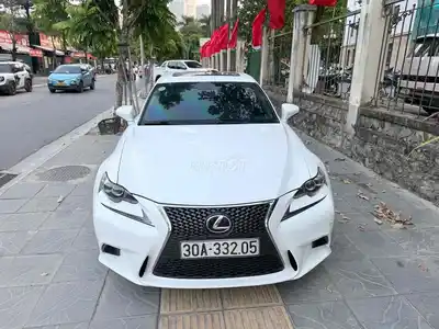Лексус IS250F-Sport 2013 белый 80 000 миль