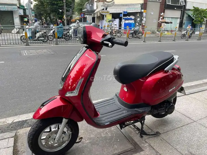 Honda 50cc скутер 2024 Красный Состояние 90%