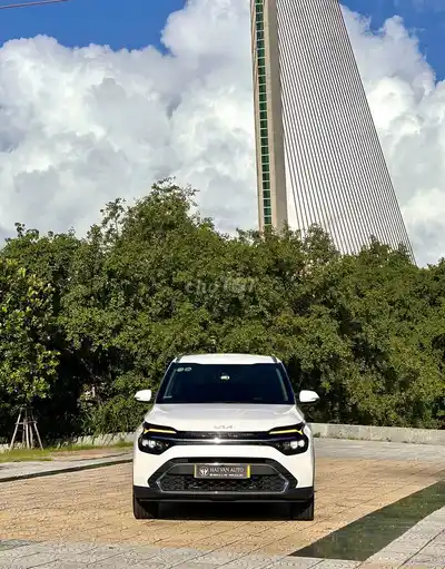 Kia Carens 1.5G Luxury 2023, 1 владелец, обслужен у дилера