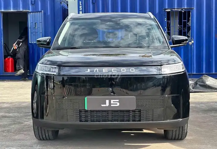 Электрический кроссовер Jaecoo J5 BEV, черный