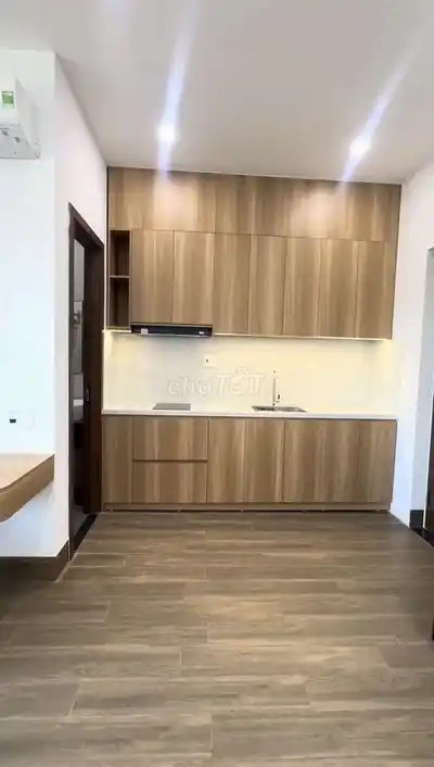 КОНДОМИНИУМ НА МРАМОРНОМ ПЛЯЖЕ