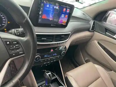 Hyundai Tucson 2020 дизель 100000 км белый