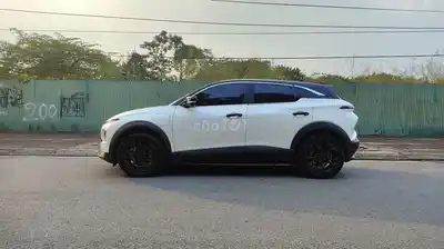 VinFast VF6 Plus 2026 Белый 10 000 км