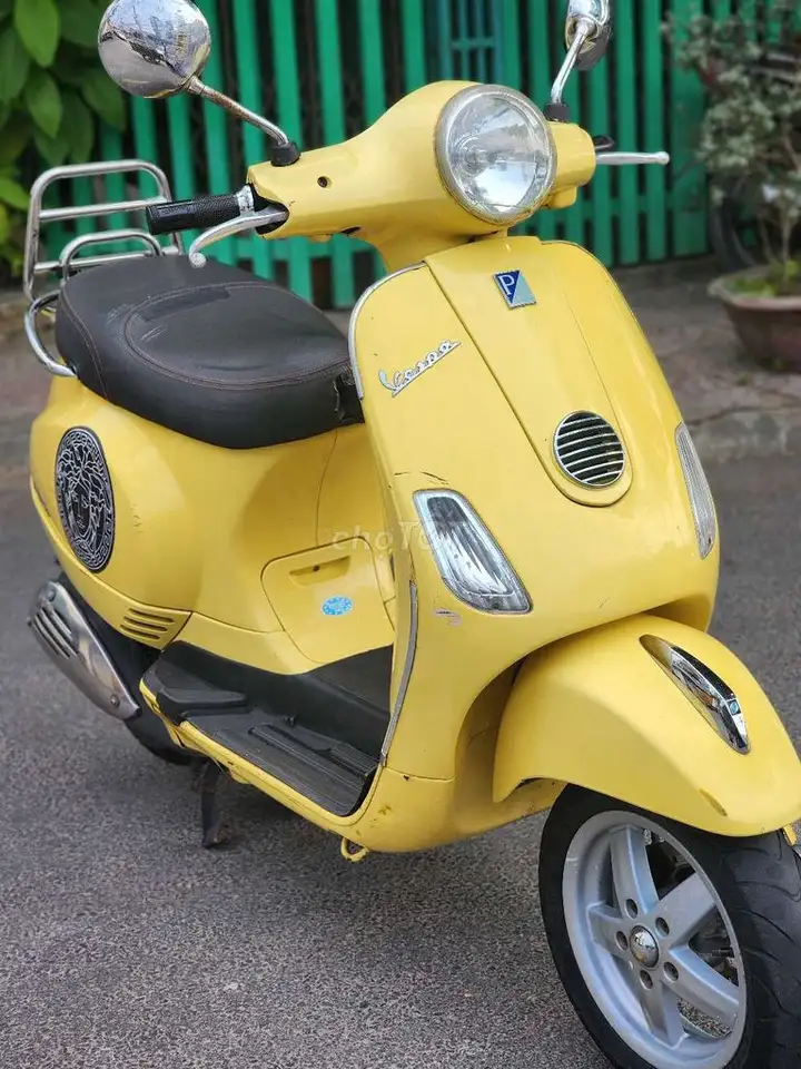 Vespa 2011, импорт из Италии, госномер 43, электронный впрыск