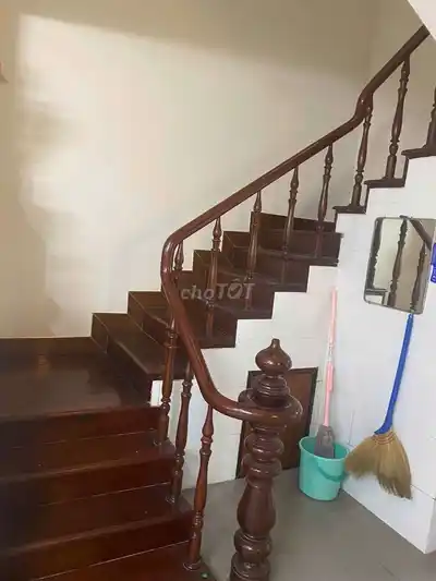 4-этажный дом в аренду в Лан Нгуен Пхи