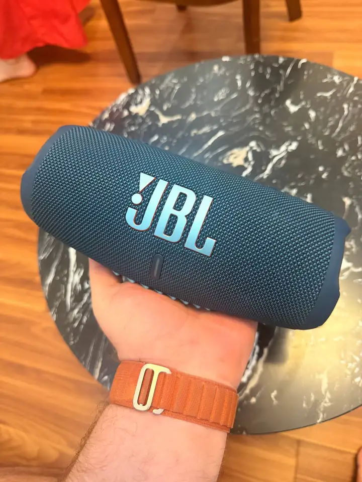 JBL Charge 5