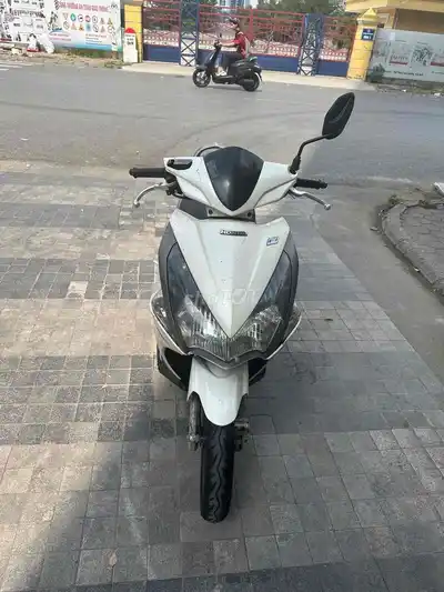 Honda Air Blade 2011 белый, родной двигатель