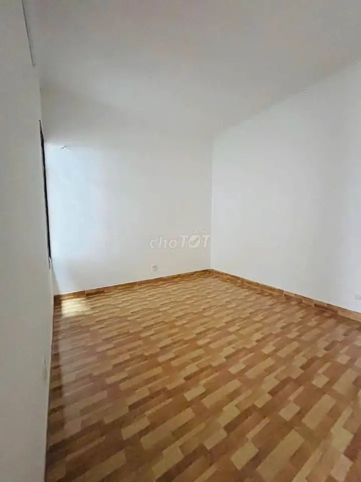 Аренда дома 50м², 5 этажей, переулок 121 Тай Ха, Дыонг Да