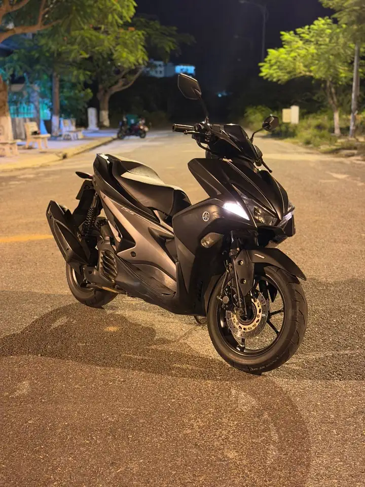 Мотоциклы Benelli TNT 150, Nioshima 50, Yamaha NVX 155/125