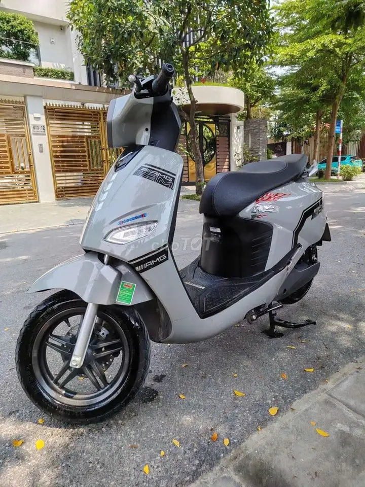 Электромотоцикл VinFast Vento Neo, батарея 3.5, зарядка 1000 Вт
